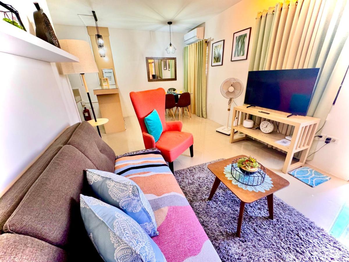 Fully Furnished Apartment With Netflix And Wifi Batangas Bagian luar foto